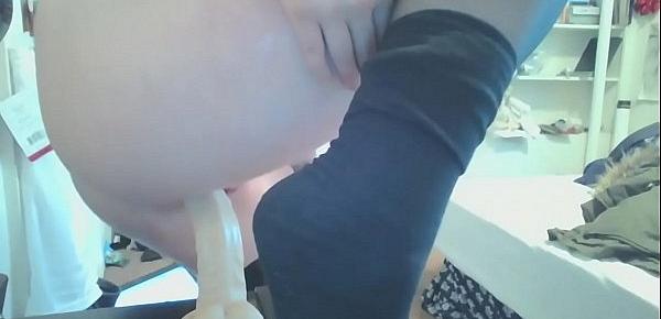  Dripping Wet Pussy on Webcam Teen Teases - Screwcams.com